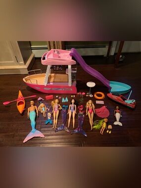 Barbie Dream Boat, kayak, jet ski & dolls / mermaids
